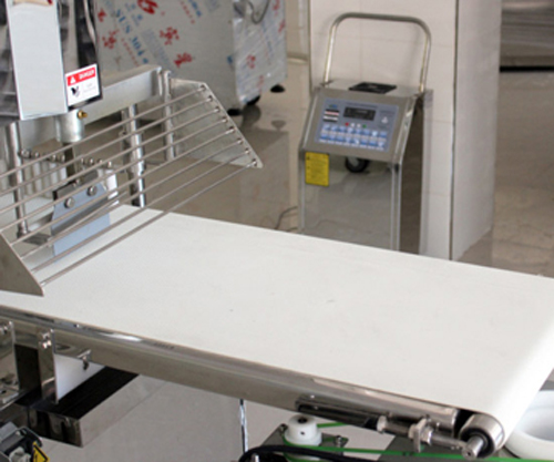 万州AORODO牌移动臭氧发生器